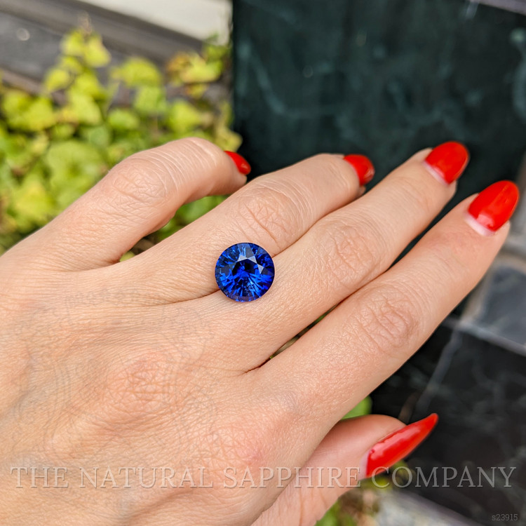 6.41 Ct. Blue Sapphire from Ceylon (Sri Lanka)