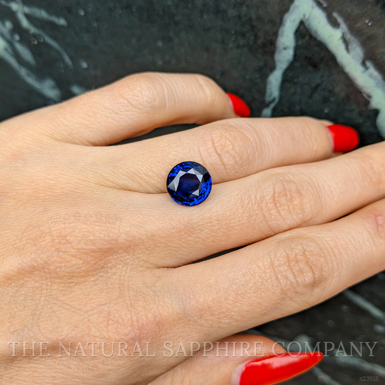 4.14 Ct. Blue Sapphire from Ceylon (Sri Lanka)