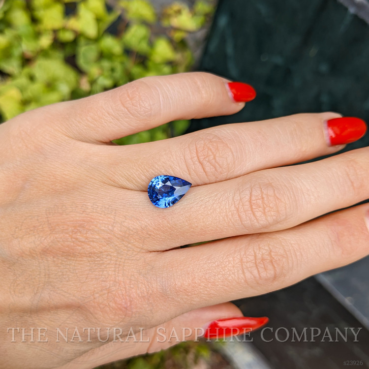 3.04 Ct. Blue Sapphire from Ceylon (Sri Lanka)