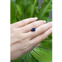 2.92 Ct. Blue Sapphire from Ceylon (Sri Lanka) Life Style
