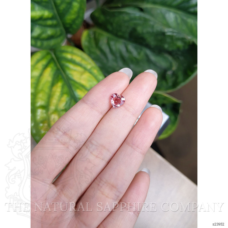 1.55 Ct. Padparadscha Sapphire from Ceylon (Sri Lanka)