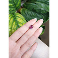 2.68 Ct. Purplish Pink Sapphire from Ceylon (Sri Lanka) Life Style