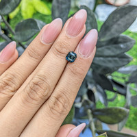 2.07 Ct. Sapphire from Nigeria Life Style