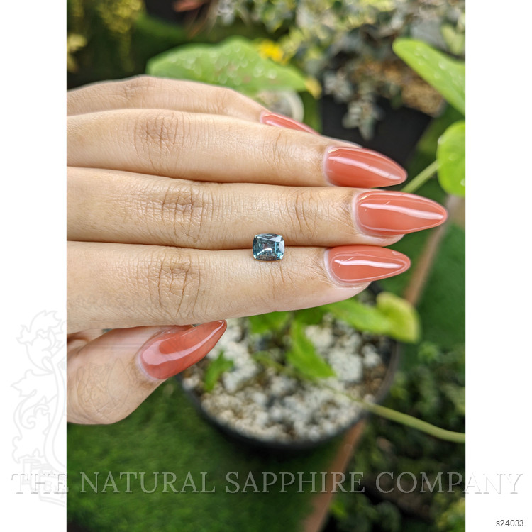 1.08 Ct. Greenish Blue Sapphire from Ceylon (Sri Lanka)
