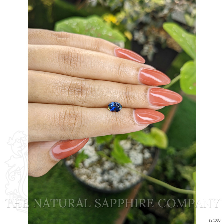 1.08 Ct. Bi Color Sapphire from Ceylon (Sri Lanka)