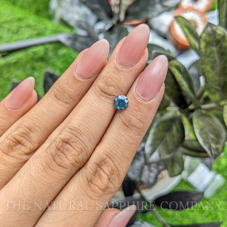 1.09 Ct. Greenish Blue Sapphire from Africa