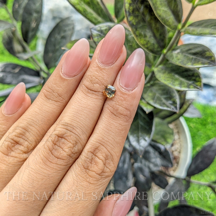 1.12 Ct. Bi Color Sapphire from Madagascar