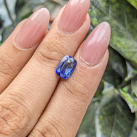 2.54 Ct. Blue Sapphire from Ceylon (Sri Lanka) Life Style