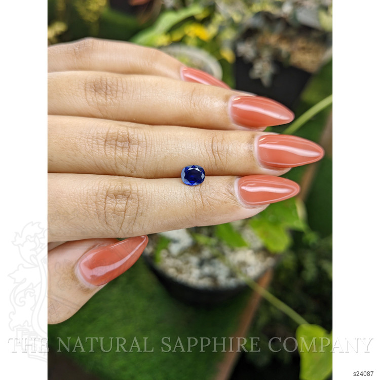 1.03 Ct. Blue Sapphire from Ceylon (Sri Lanka)