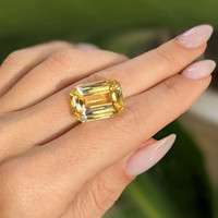 18.62 Ct. Yellow Sapphire from Ceylon (Sri Lanka) Life Style