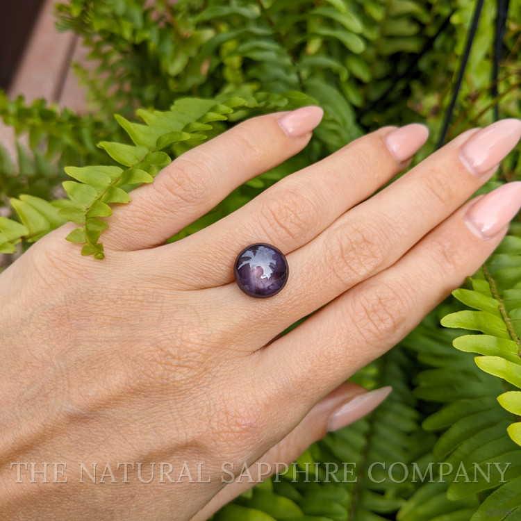 9.21 Ct. Purple Star Sapphire from Ceylon (Sri Lanka)