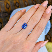 2.56 Ct. Blue Sapphire from Ceylon (Sri Lanka) Life Style