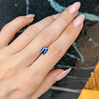 1.17 Ct. Blue Sapphire from Ceylon (Sri Lanka) Life Style