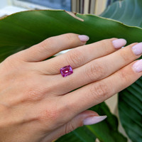 2.29 Ct. Pink Sapphire from Ceylon (Sri Lanka) Life Style