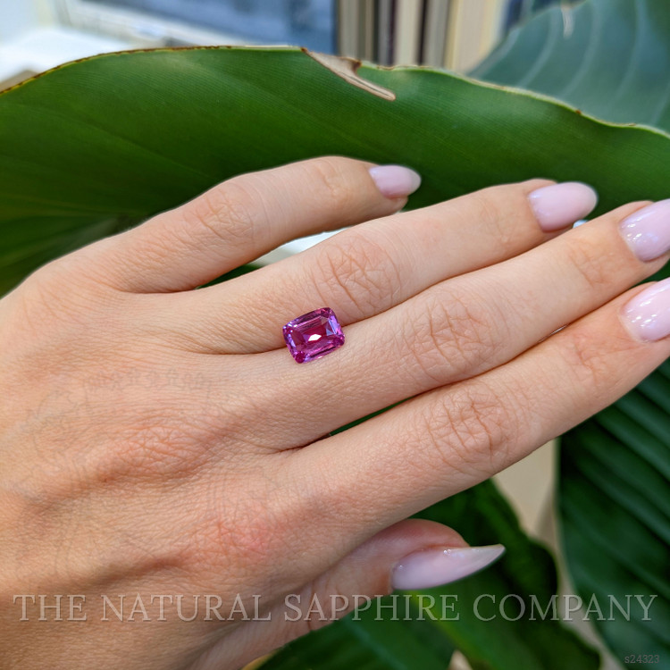 2.29 Ct. Pink Sapphire from Ceylon (Sri Lanka)