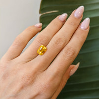 4.01 Ct. Yellow Sapphire from Ceylon (Sri Lanka) Life Style