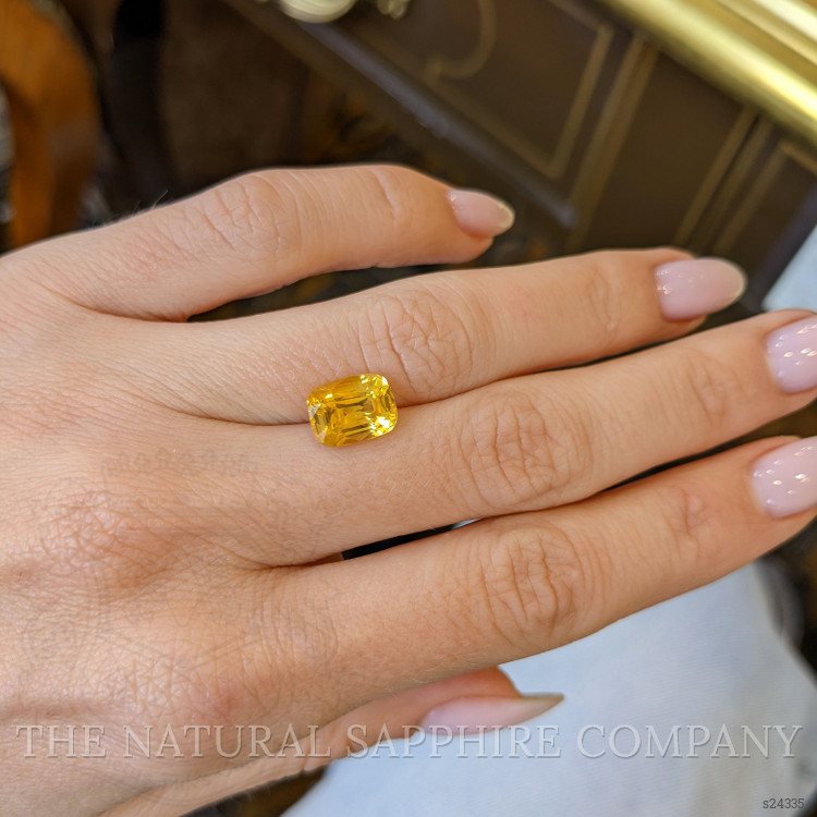 4.01 Ct. Yellow Sapphire from Ceylon (Sri Lanka)