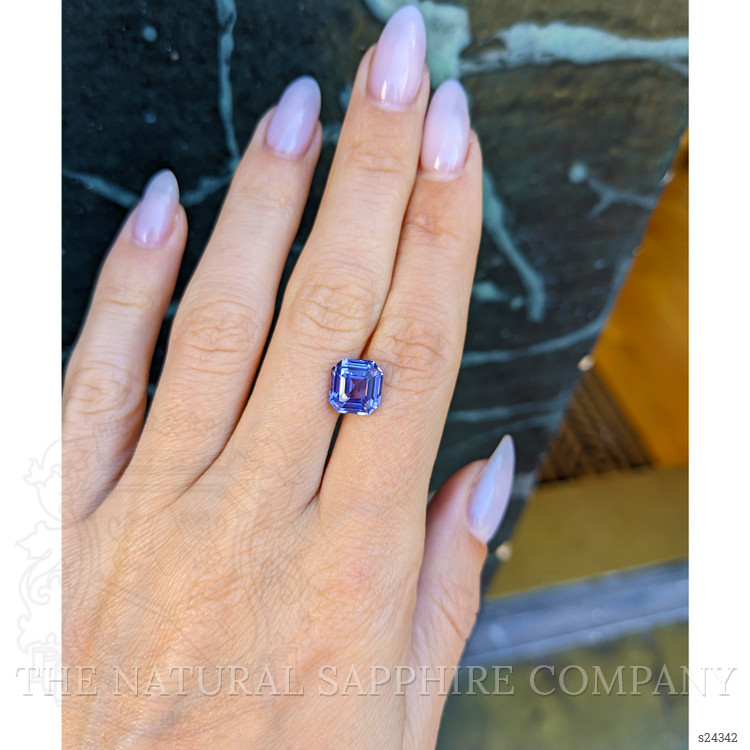 4.13 Ct. Violet Sapphire from Ceylon (Sri Lanka)