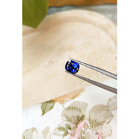 3.01 Ct. Blue Sapphire from Ceylon (Sri Lanka) Life Style