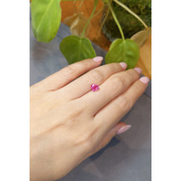 1.25 Ct. Padparadscha Sapphire from Ceylon (Sri Lanka) Life Style