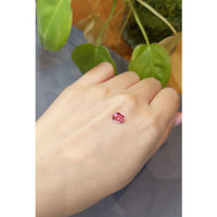 1.02 Ct. Padparadscha Sapphire from Ceylon (Sri Lanka) Life Style