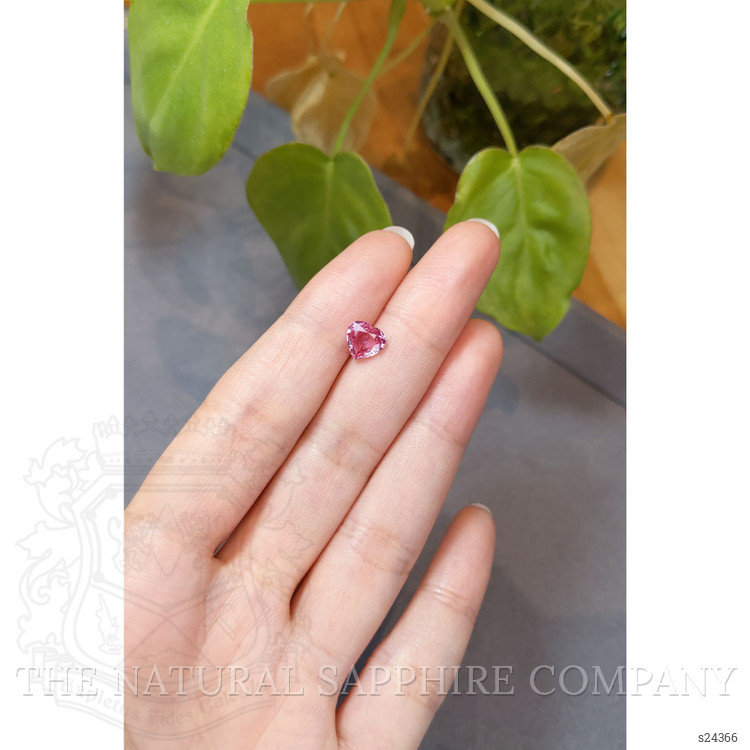 1.36 Ct. Padparadscha Sapphire from Ceylon (Sri Lanka)