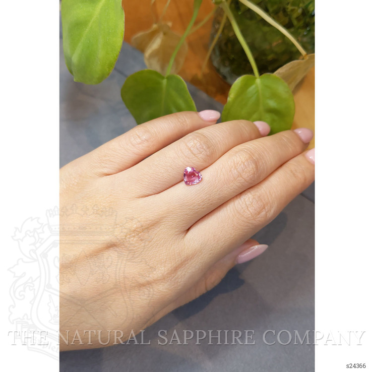 1.36 Ct. Padparadscha Sapphire from Ceylon (Sri Lanka)