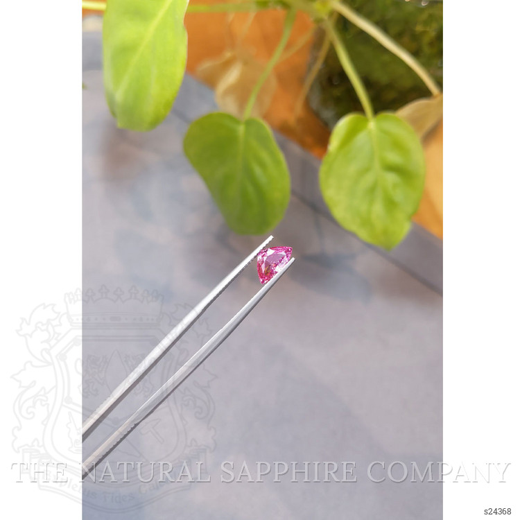 1.36 Ct. Padparadscha Sapphire from Ceylon (Sri Lanka)