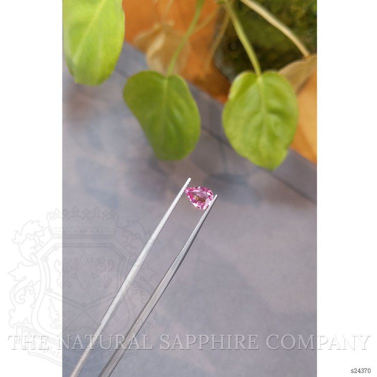 1.17 Ct. Padparadscha Sapphire from Ceylon (Sri Lanka)