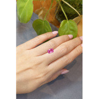 1.67 Ct. Purplish Pink Sapphire from Ceylon (Sri Lanka) Life Style