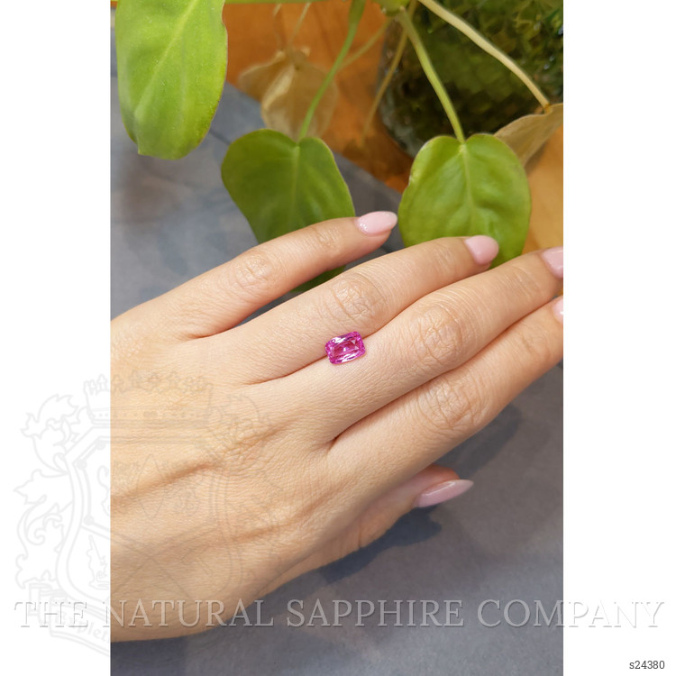 1.67 Ct. Purplish Pink Sapphire from Ceylon (Sri Lanka)