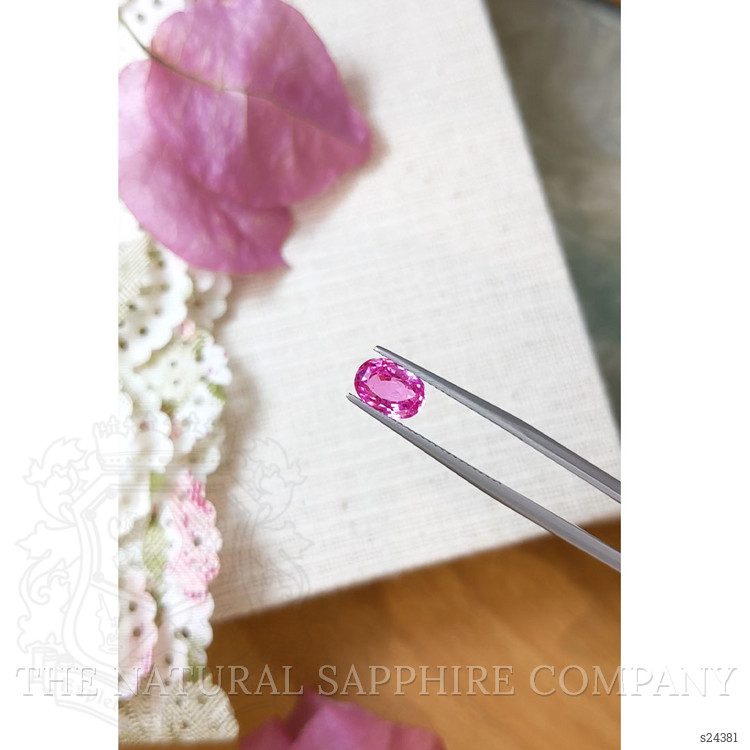 1.81 Ct. Pink Sapphire from Ceylon (Sri Lanka)