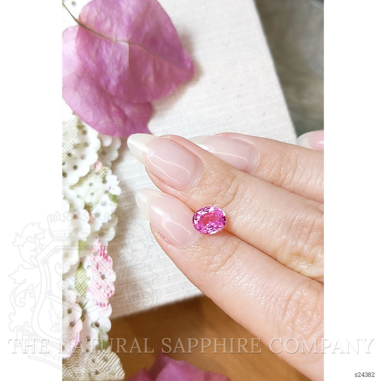 1.60 Ct. Pink Sapphire from Ceylon (Sri Lanka)