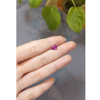 1.38 Ct. Purplish Pink Sapphire from Ceylon (Sri Lanka) Life Style
