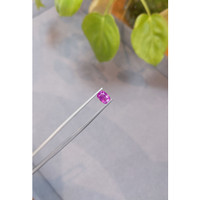 1.14 Ct. Purplish Pink Sapphire from Ceylon (Sri Lanka) Life Style