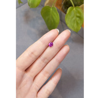 1.20 Ct. Purplish Pink Sapphire from Ceylon (Sri Lanka) Life Style