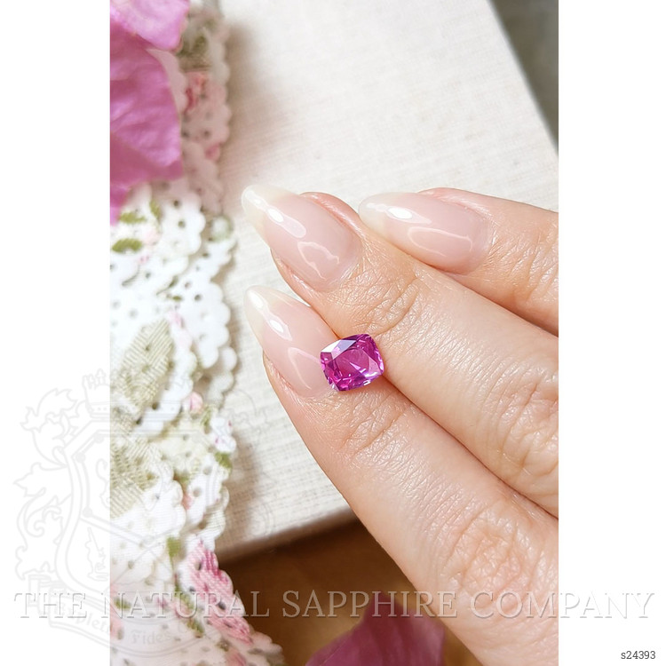 1.83 Ct. Pink Sapphire from Ceylon (Sri Lanka)