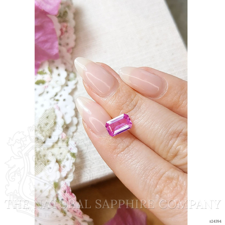 1.90 Ct. Pink Sapphire from Ceylon (Sri Lanka)