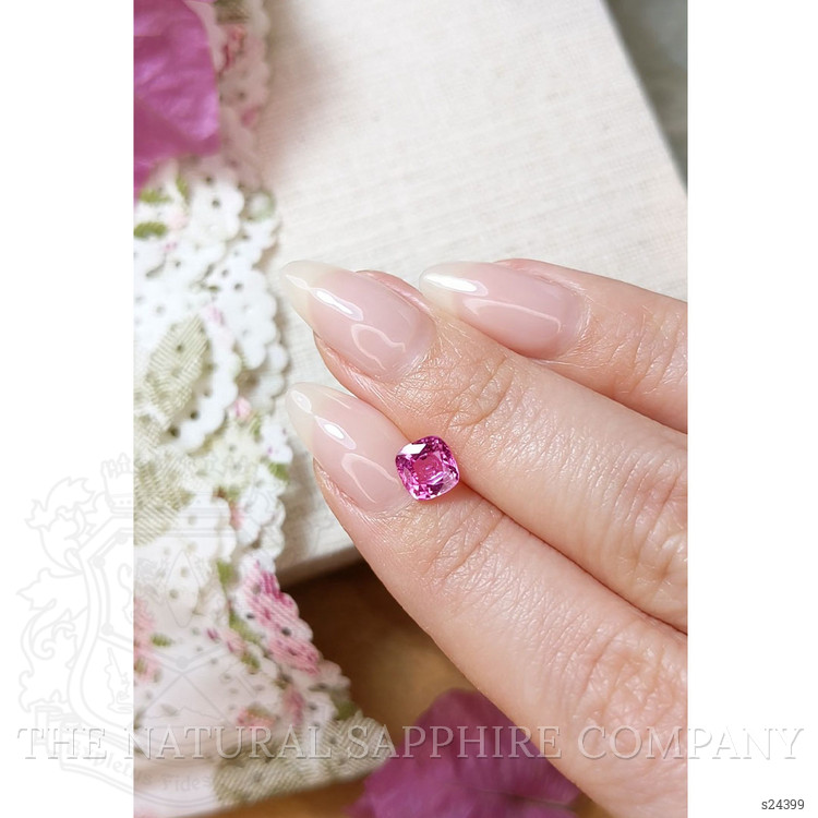 1.28 Ct. Pink Sapphire from Ceylon (Sri Lanka)