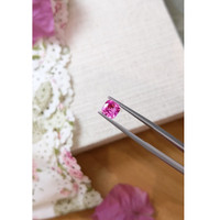 1.28 Ct. Pink Sapphire from Ceylon (Sri Lanka) Life Style