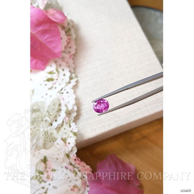 2.10 Ct. Pink Sapphire from Ceylon (Sri Lanka)