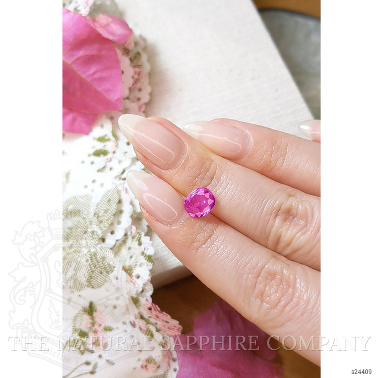 2.02 Ct. Pink Sapphire from Ceylon (Sri Lanka)