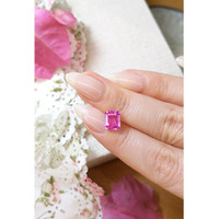 2.35 Ct. Pink Sapphire from Ceylon (Sri Lanka) Life Style
