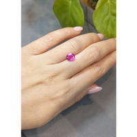 2.12 Ct. Pink Sapphire from Ceylon (Sri Lanka) Life Style