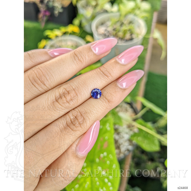 0.91 Ct. Color Change Sapphire from Ceylon (Sri Lanka)