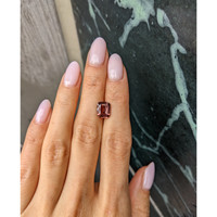 3.01 Ct. Padparadscha Sapphire from Madagascar Life Style