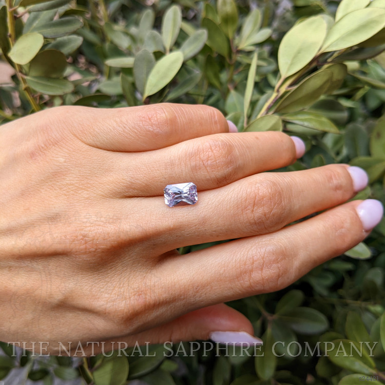 3.24 Ct. Pink Sapphire from Ceylon (Sri Lanka)