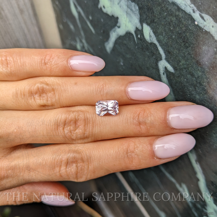 3.24 Ct. Pink Sapphire from Ceylon (Sri Lanka)