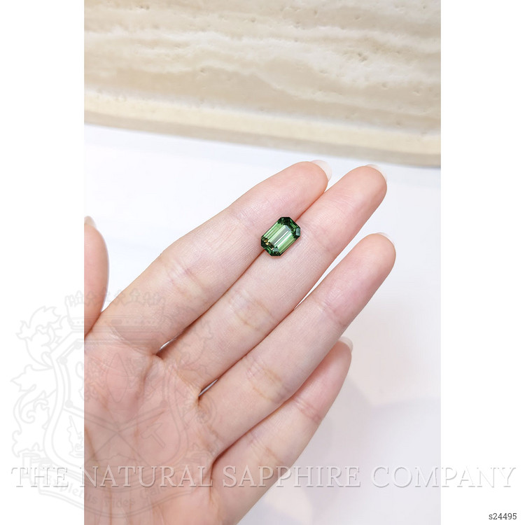 3.55 Ct. Green Sapphire from Ceylon (Sri Lanka)