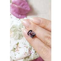 4.51 Ct. Color Change Sapphire from Ceylon (Sri Lanka) Life Style